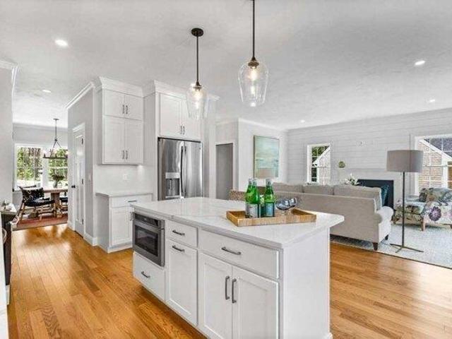 House for sale in Manomet, Massachusetts