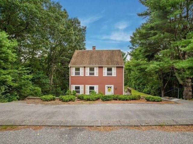 House for sale in Manomet, Massachusetts