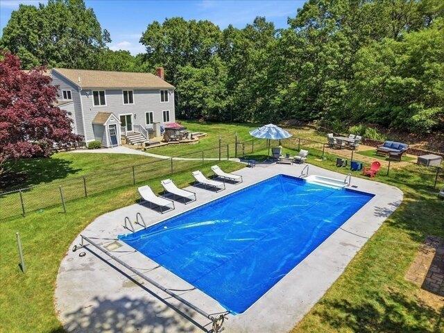 House for sale in Manomet, Massachusetts