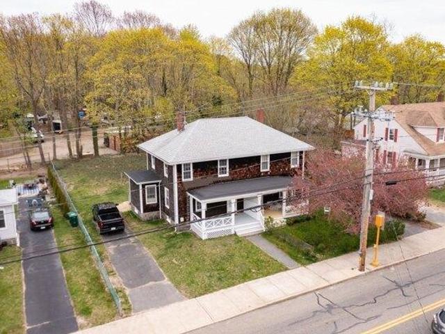 House for sale in Manomet, Massachusetts