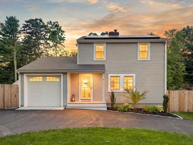 House for sale in South Pond, Plymouth