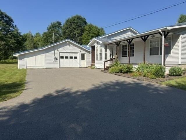 House for sale in Plymouth, Penobscot County
