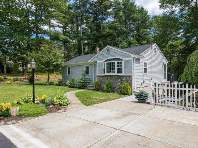 House for sale in Plympton, Massachusetts
