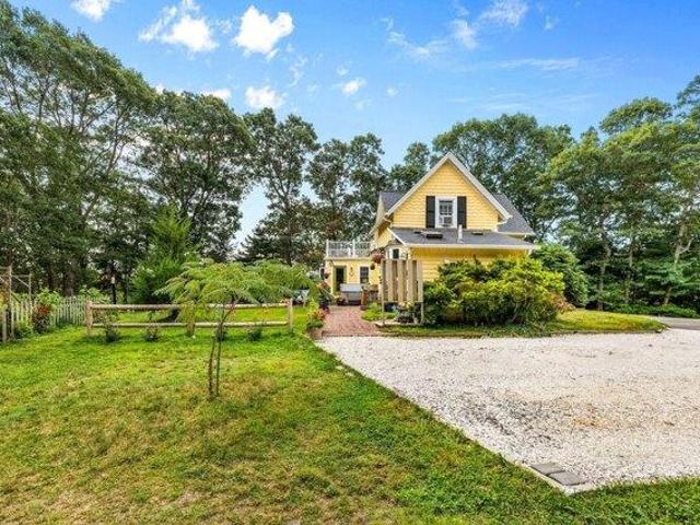 House for sale in Pocasset Station, Pocasset
