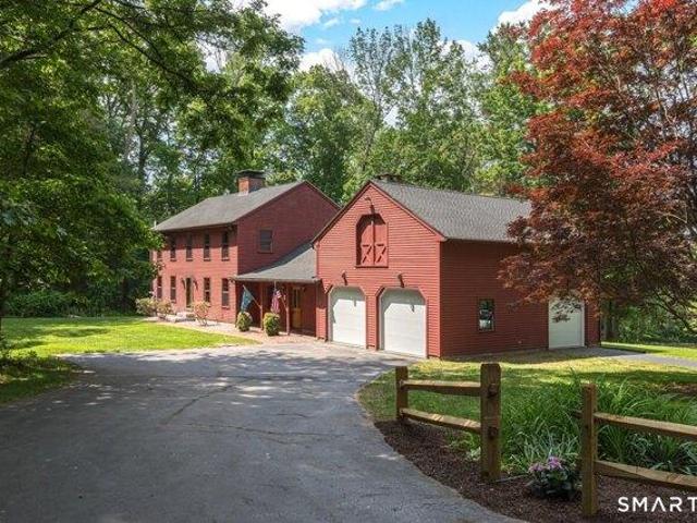 House for sale in Pomfret, Connecticut