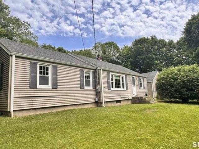 House for sale in Pomfret, Connecticut