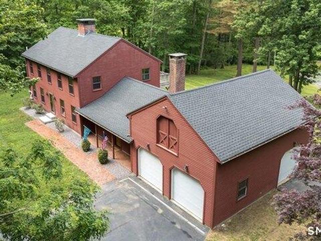 House for sale in Pomfret, Connecticut
