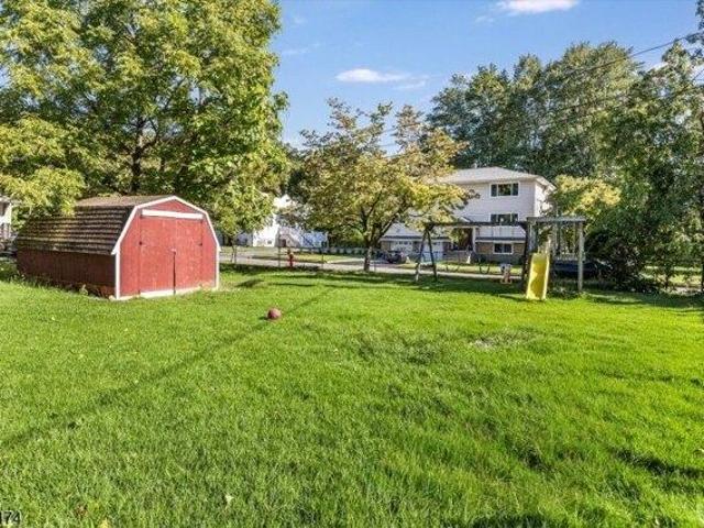 House for sale in Pompton Lakes, Passaic County