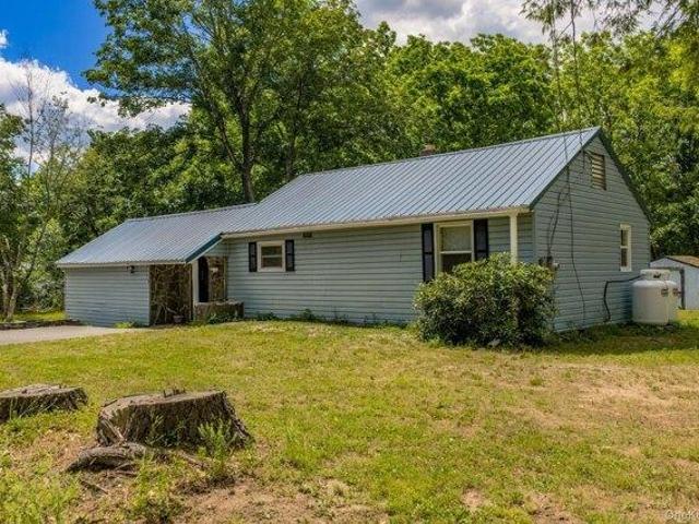 House for sale in Cuddebackville, New York