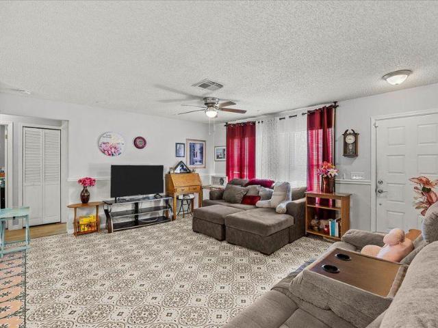 House for sale in Port Saint Lucie, Florida