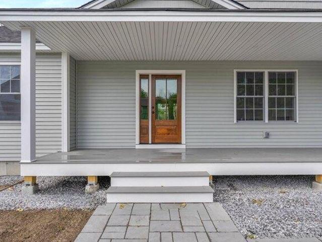 House for sale in Peaks Island, Maine