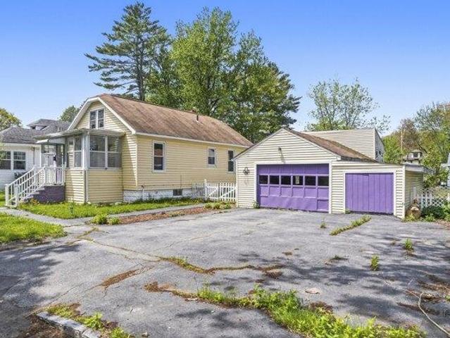 House for sale in Peaks Island, Maine