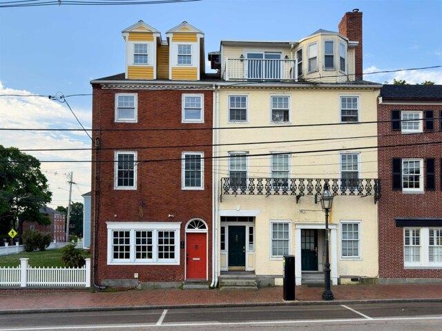 House for sale in New Hampshire