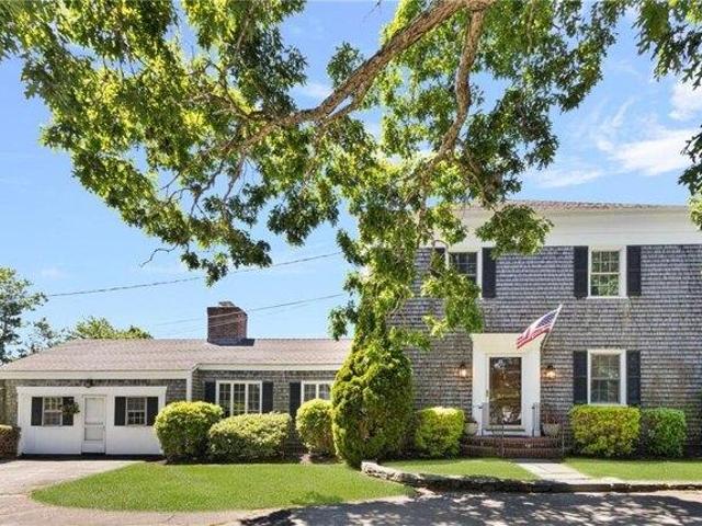 House for sale in Portsmouth, Rhode Island