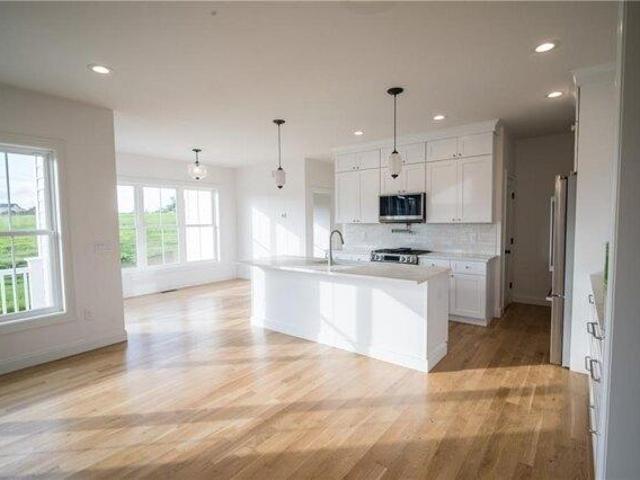 House for sale in Portsmouth, Rhode Island