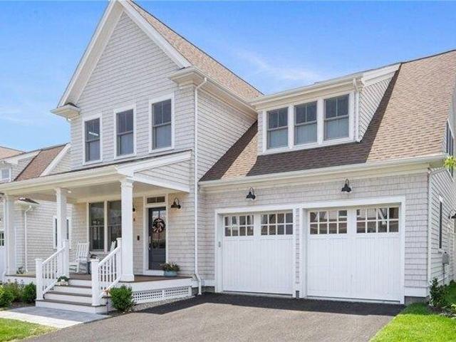 House for sale in Portsmouth, Rhode Island