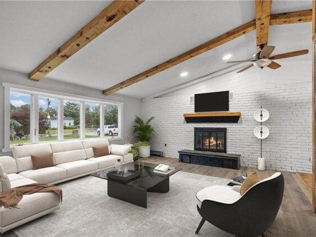House for sale in Portsmouth, Rhode Island