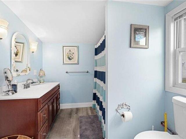 House for sale in Portsmouth, Rhode Island