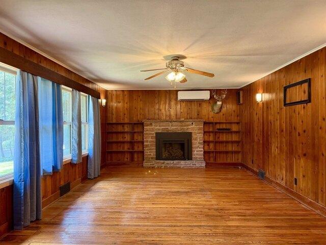 House for sale in Madrid, New York