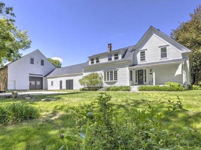 House for sale in Pownal, Maine