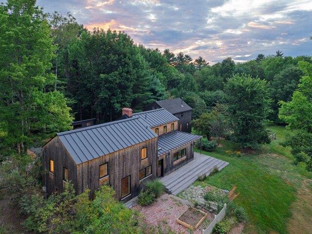 House for sale in Pownal, Maine