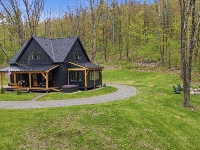 House for sale in Pownal