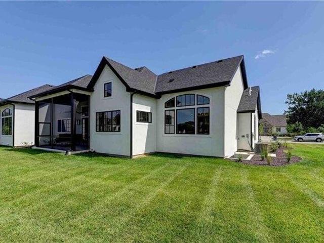 House for sale in Prairie Village