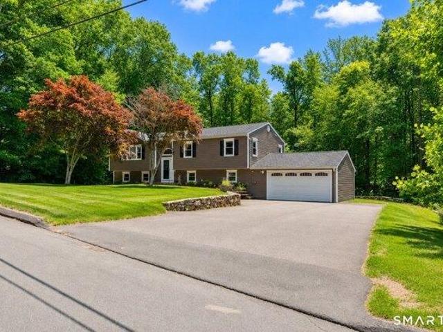 House for sale in Prospect, Connecticut