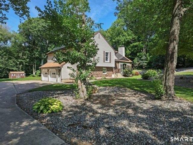House for sale in Prospect, Connecticut