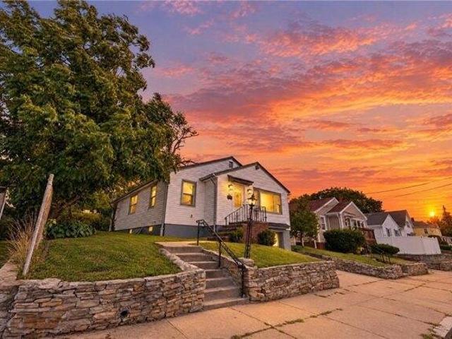 House for sale in Olneyville, Providence