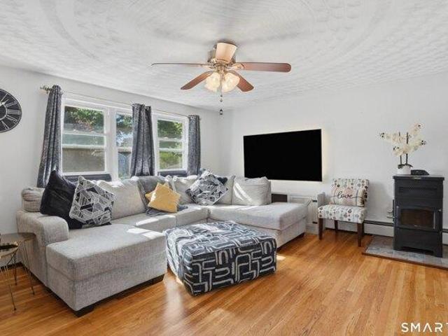 House for sale in Putnam, Connecticut