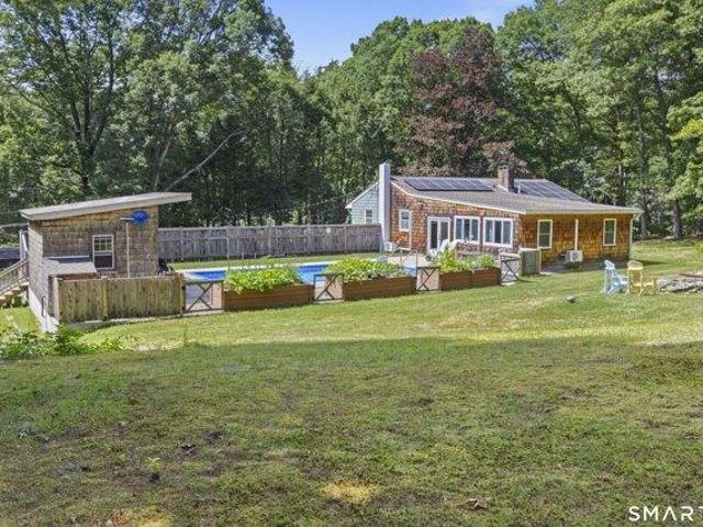 House for sale in Putnam, Connecticut