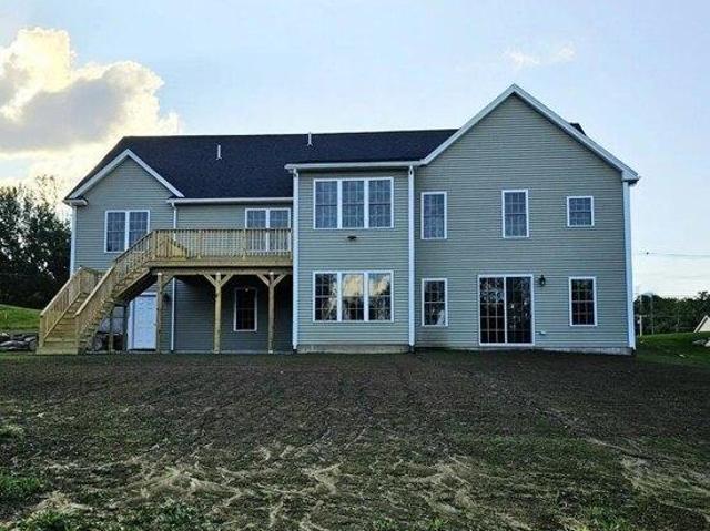 House for sale in Putnam, Connecticut