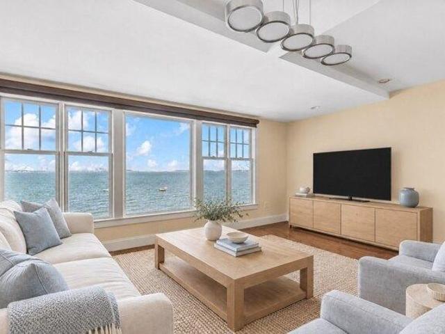 House for sale in Houghs Neck, Quincy