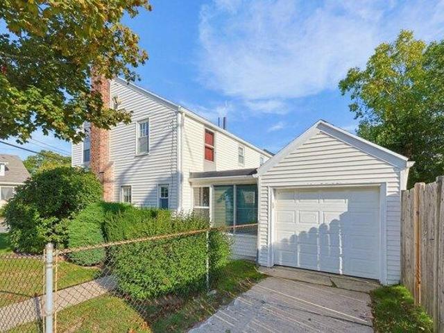 House for sale in North Quincy, Quincy