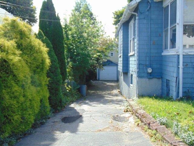 House for sale in Montclair, Quincy