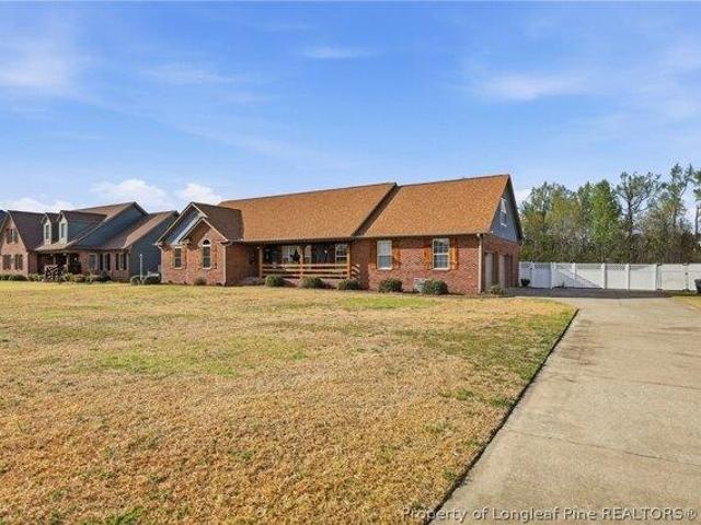House for sale in Raeford, North Carolina