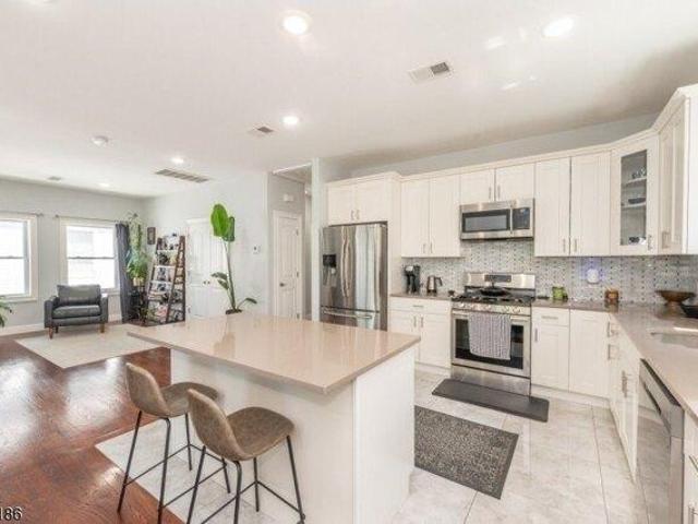 House for sale in Rahway, New Jersey