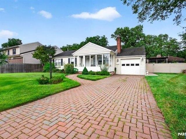 House for sale in Rahway, Union County