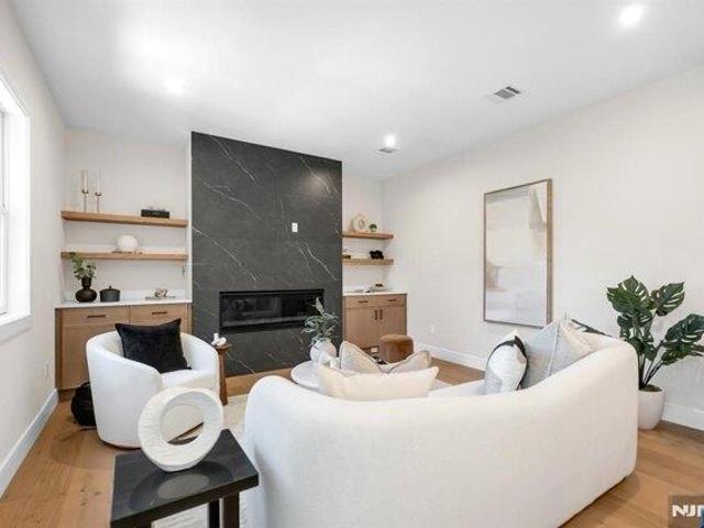 House for sale in Ramsey, New Jersey
