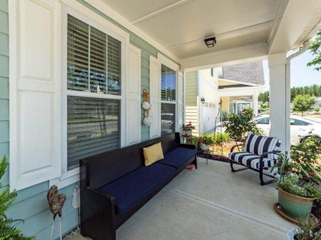 House for sale in Ravenel, South Carolina
