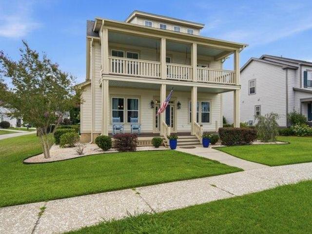 House for sale in Ravenel, South Carolina