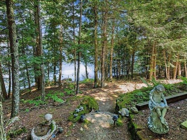 House for sale in Raymond, Maine