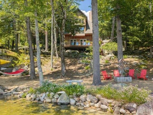 House for sale in Raymond, Cumberland County