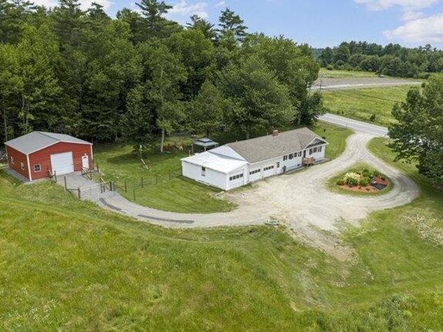 House for sale in Readfield, Maine