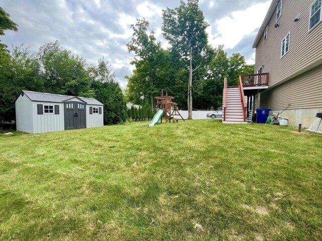 House for sale in Reading, Middlesex County