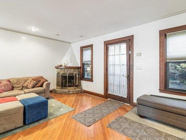 House for sale in Queens, Arverne