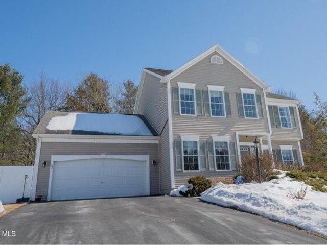 House for sale in Saratoga, New York