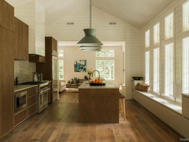 House for sale in Rhinebeck, New York