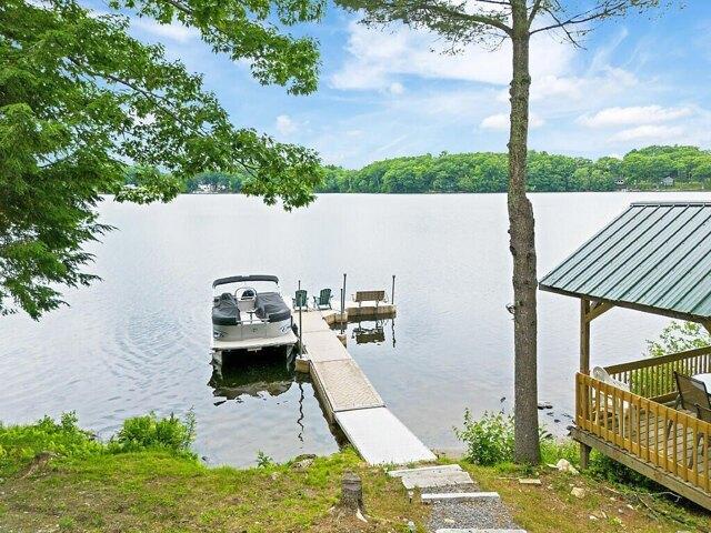 House for sale in Richmond, Maine